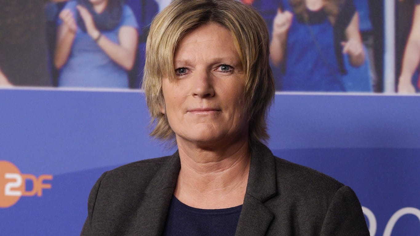 Das ZDF stellt sich hinter Sportreporterin Claudia Neumann.