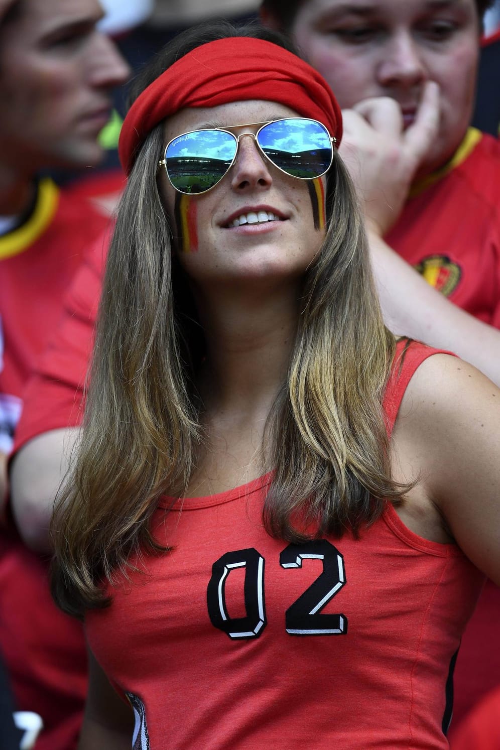 Extrem lässig präsentiert sich diese Belgierin. Angesichts des starken 3:0-Siegs gegen Irland auch kein Wunder.