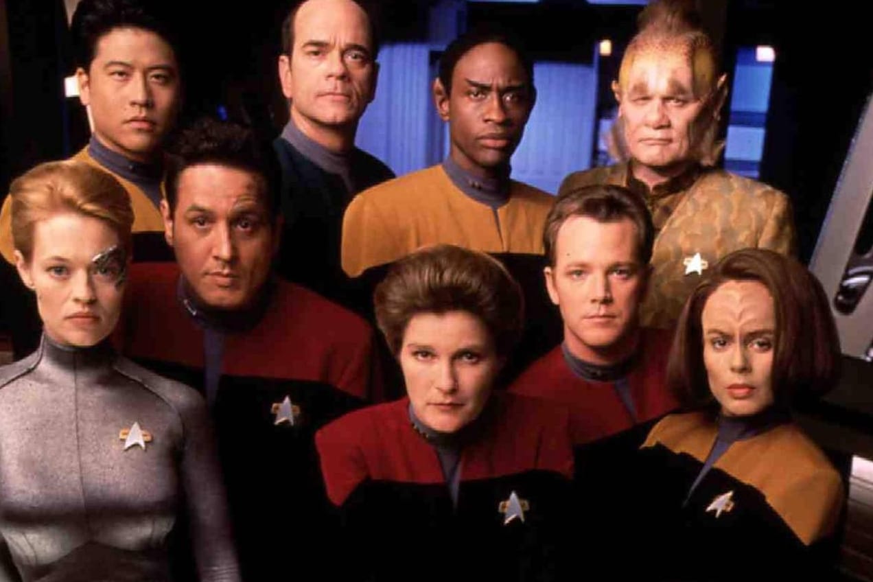 Die Crew des Raumschiffs "Voyager".