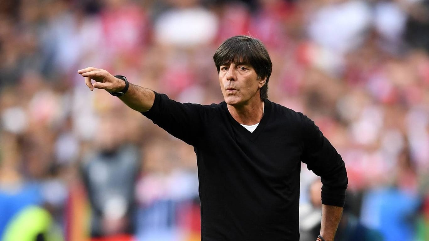 Zieht Bundestrainer Joachim Löw Konsequenzen aus dem Auftritt der DFB-Elf gegen Polen?