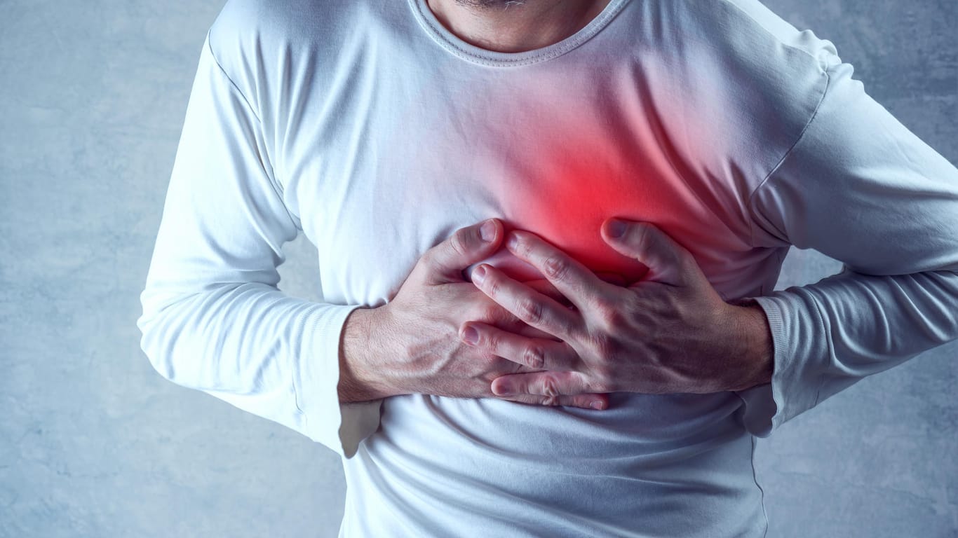 Ein Herzinfarkt kommt meist plötzlich. Mit einem neuen Test lässt sich das Risiko erkennen.