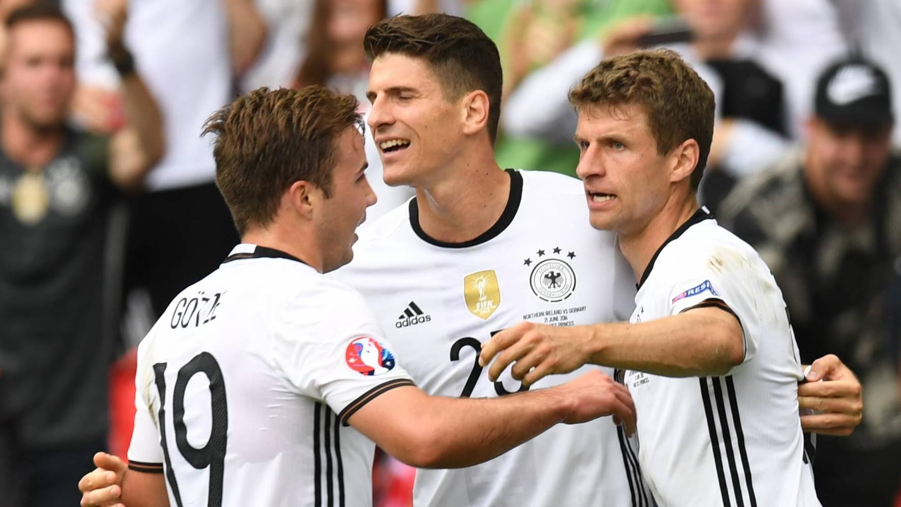 Sorgen für mächtig Wirbel: Mario Götze (li.), Mario Gomez (Mitte) und Thomas Müller. Sorgen für mächtig Wirbel: Mario Götze (li.), Mario Gomez (Mitte) und Thomas Müller.