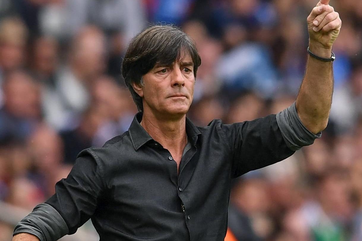 Joachim Löw wird mit seinem Team auf dem Weg ins Finale namhafte Gegner ausschalten müssen.