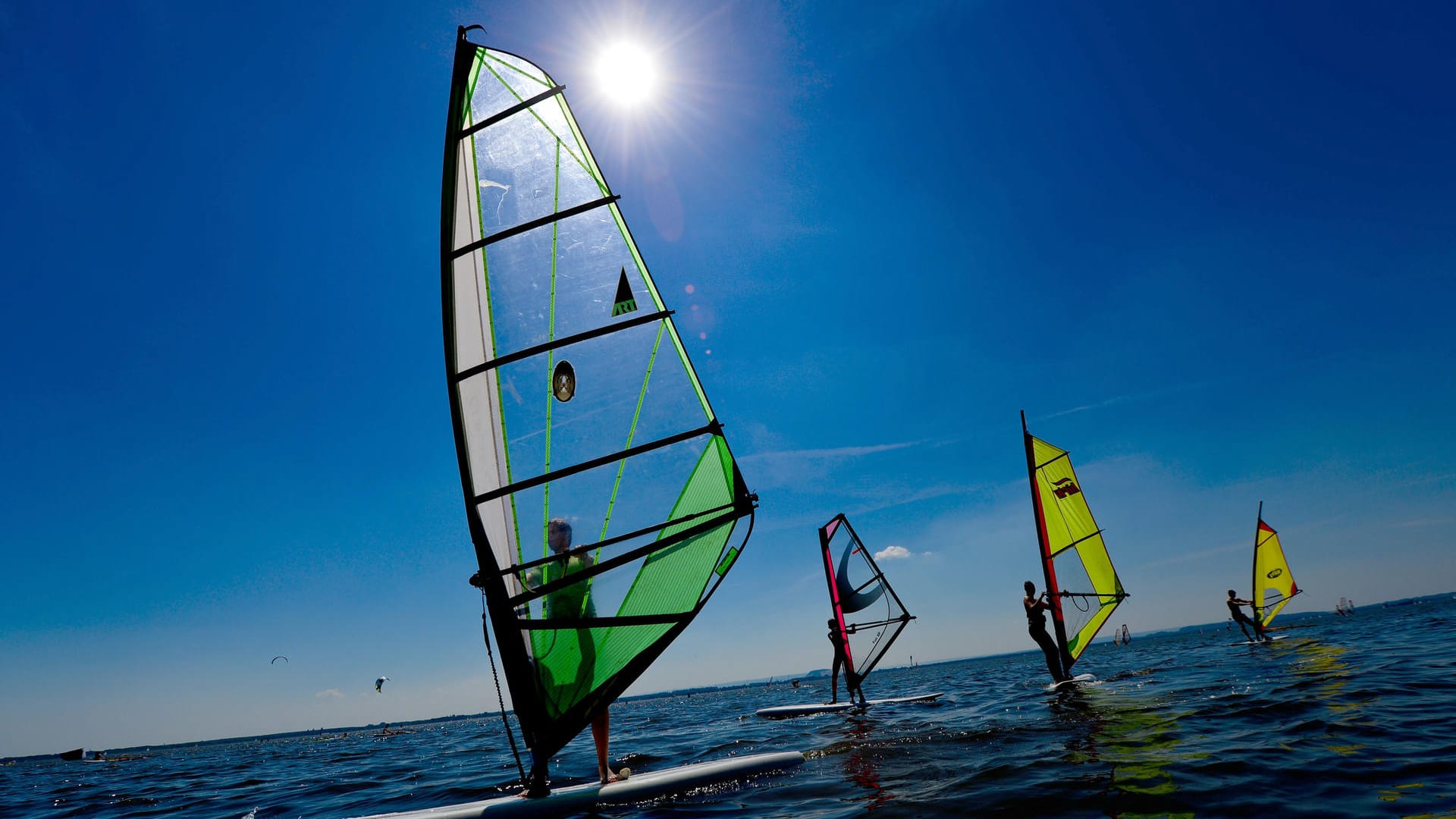 Das Steinhuder Meer ist der größte See Nordwestdeutschlands und ein Magnet für Wassersportfreunde.