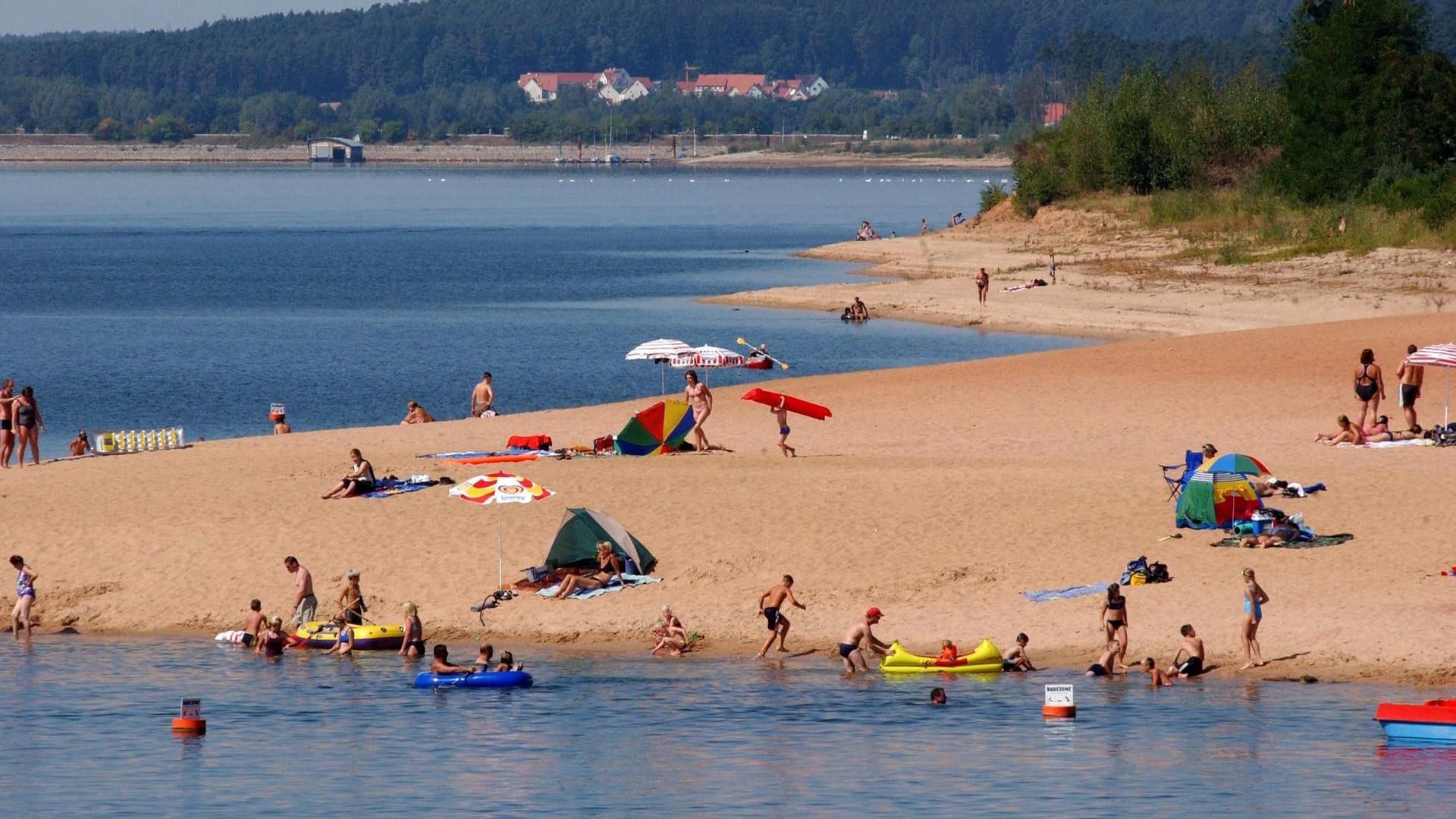 Der Brombachsee, der zum Fränkischen Seenland gehört, ist ein Naherholungsgebiet.