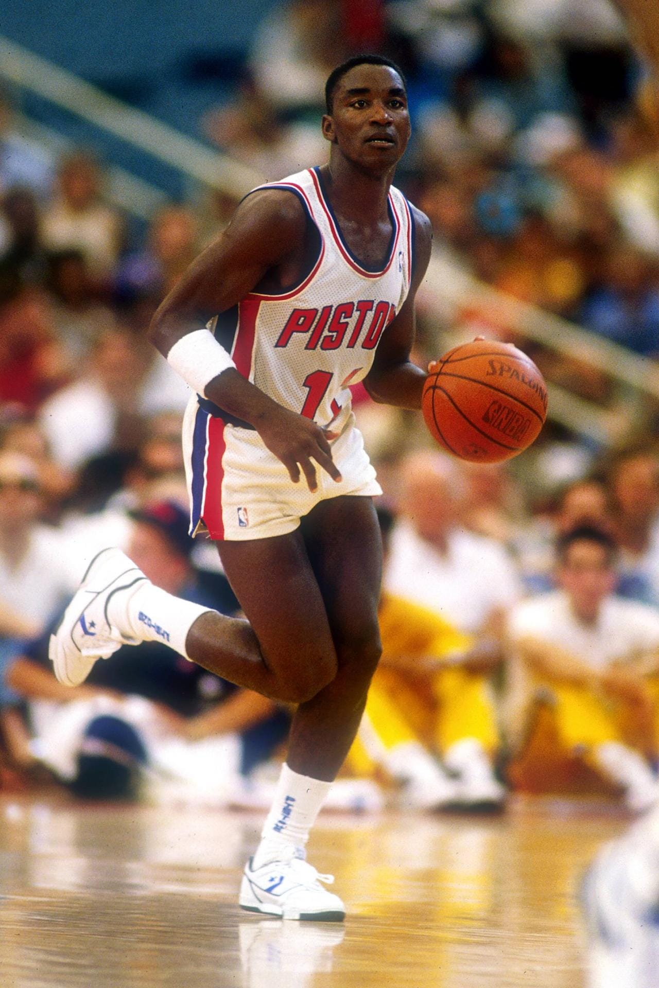 Isiah "Zeke" Thomas (1981-94, 19,2 Punkte und 9,3 Assists im Schnitt) war Point Guard bei den Detroit Pistons. 1989 und '90 führte er die "Bad Boys" zur Meisterschaft. Thomas hatte eine starke Rivalität mit Michael Jordan. Beim All-Star-Game '85 soll er seine Mitspieler überredet haben, dem Neuling den Ball nicht zu geben. Jordan soll '92 im Gegenzug dafür gesorgt haben, dass Thomas nicht Teil des Dreamteams war. Nach einem Achillessehnen-Riss beendete er seine Karriere.