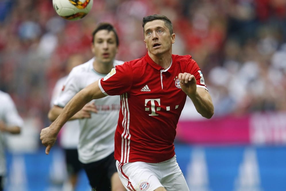 Der FC Bayern München um Robert Lewandowski ist erneut Top-Favorit auf die Meisterschaft.