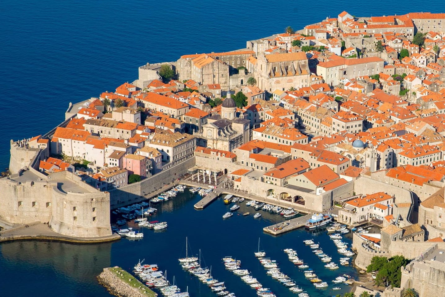 Das mittelalterliche Dubrovnik ist das wohl beliebteste Reiseziel in Kroatien.