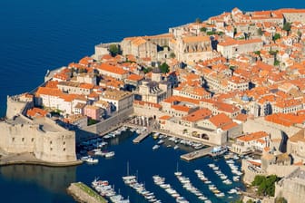 Das mittelalterliche Dubrovnik ist das wohl beliebteste Reiseziel in Kroatien.