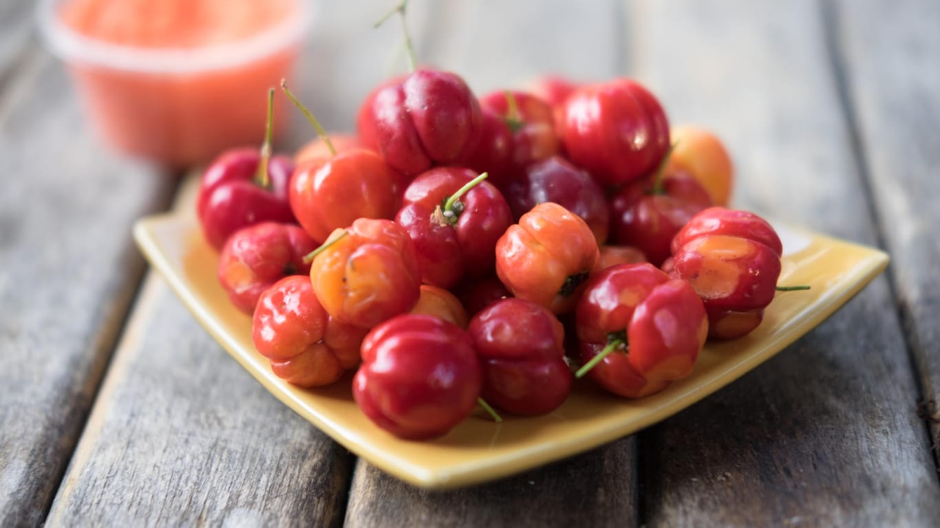 Acerola Kirschen sind bei uns leider nicht in roher Form erhältlich.