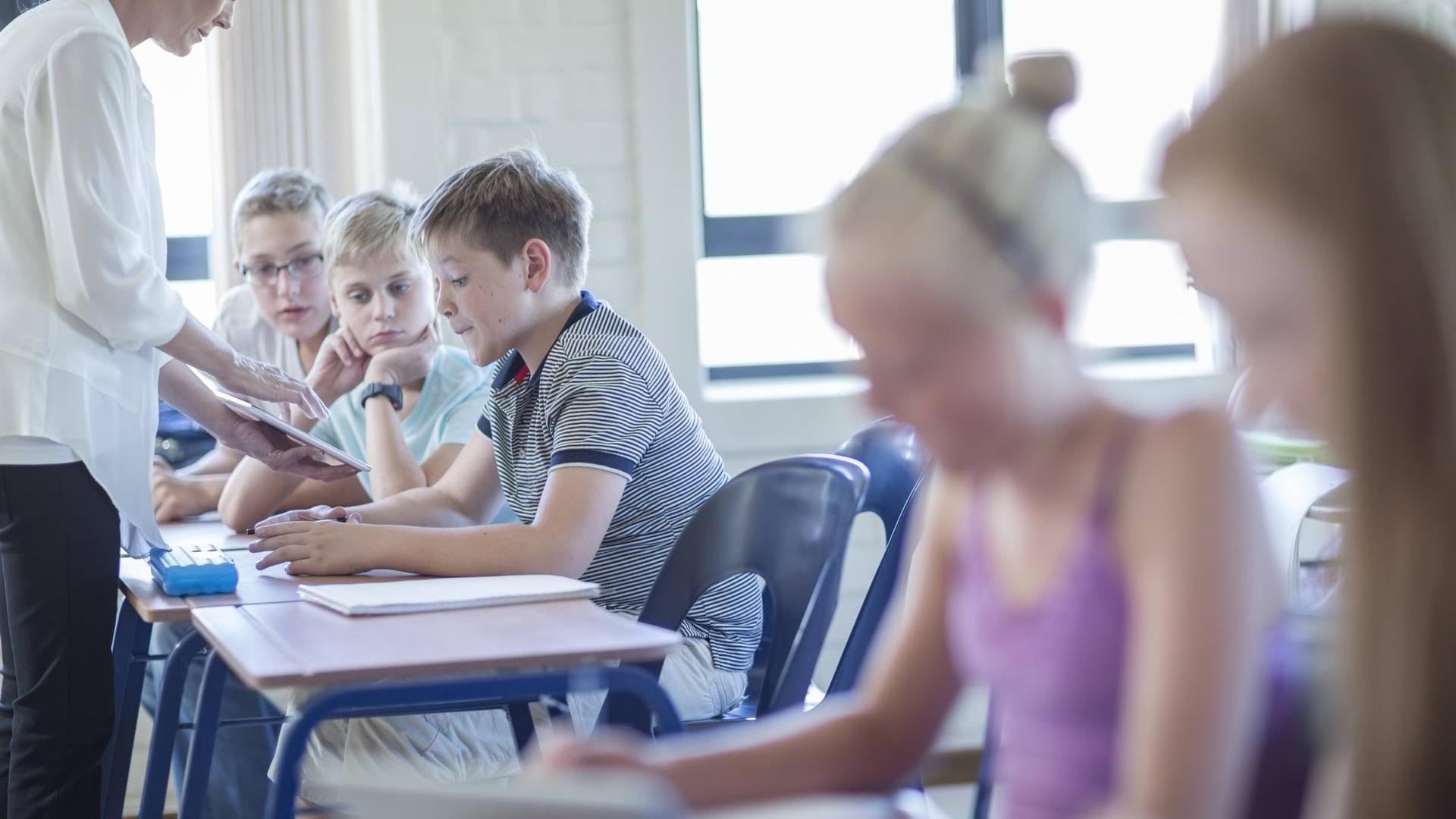 An der weiterführende Schule ändert sich für viele Kinder auch das Lernpensum. (Symbolfoto)