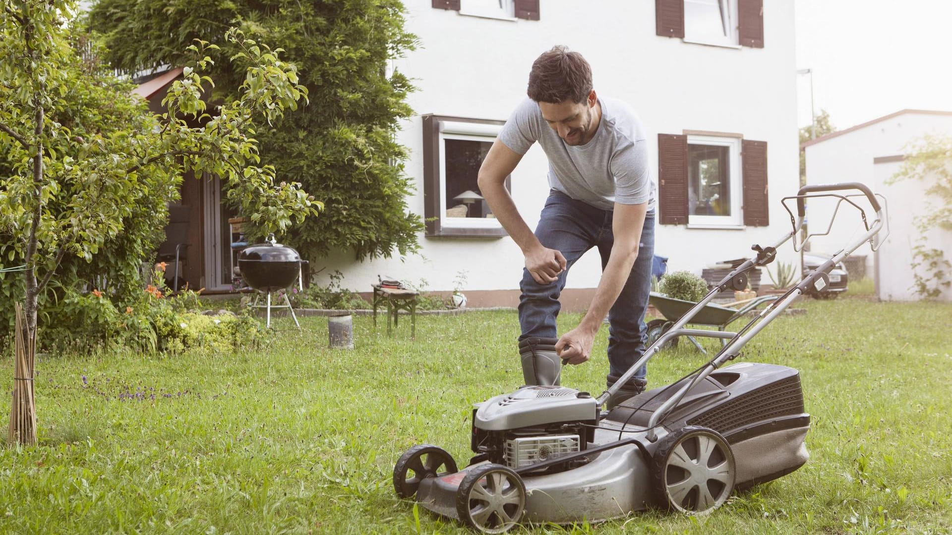 Das EU-Parlament hat Grenzwerte für den Schadstoffausstoß von motorbetriebenen Geräten und Maschinen beschlossen.