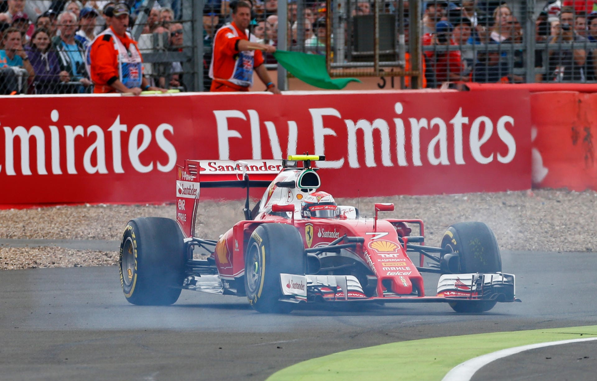 Kimi Räikkönen leistet sich im Qualifying einen kleinen Ausrutscher.
