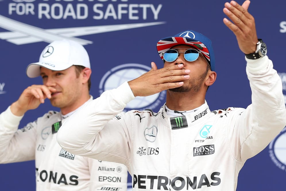 Bereits in Silverstone könnte es erneut knallen: Die Mercedes-Piloten Nico Rosberg (links) und Lewis Hamilton.