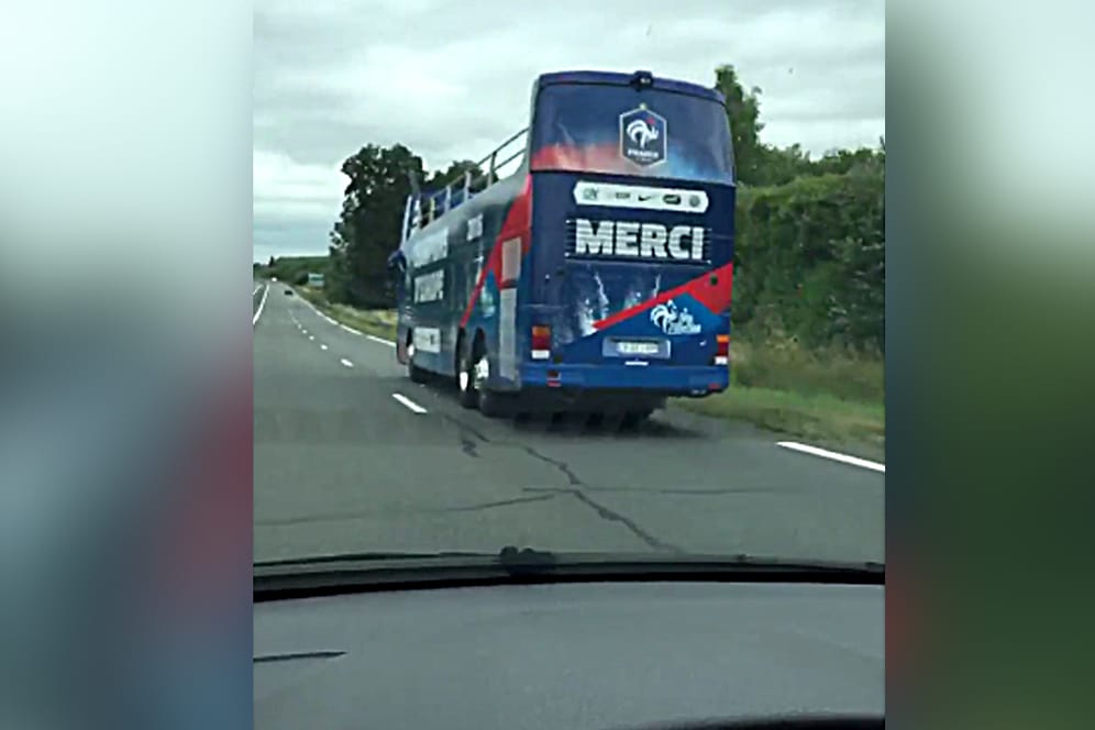 Das ist der "Titel-Bus" der Franzosen.