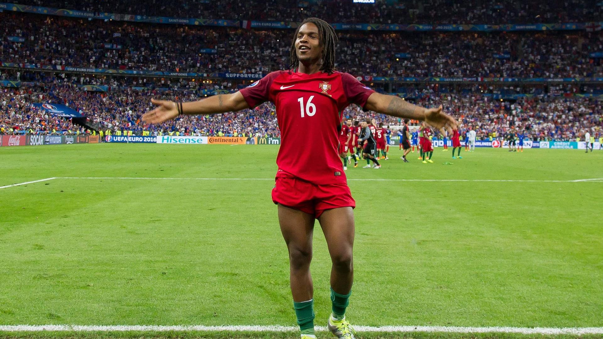 Renato Sanches feiert den EM-Titel mit Portugal.