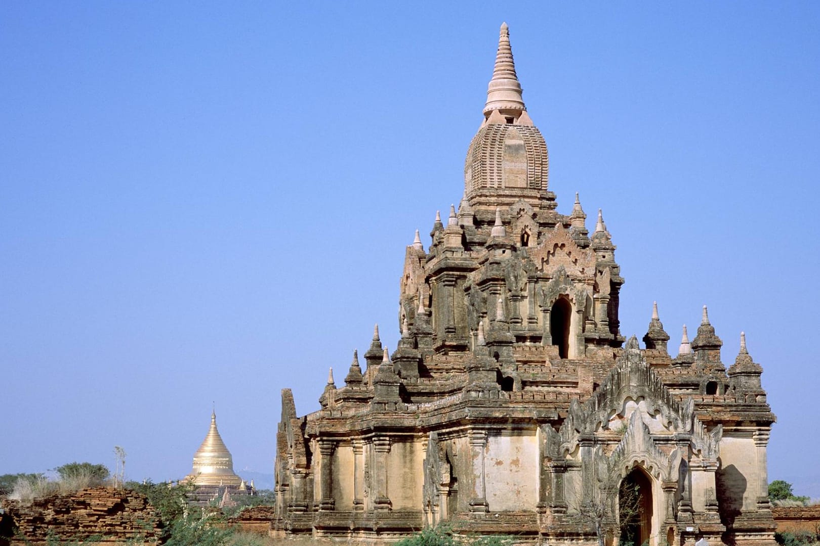 Buddhistischer Tempel in Bangan. Der Ort ist einer der wichtigsten Attraktionen Myanmars.