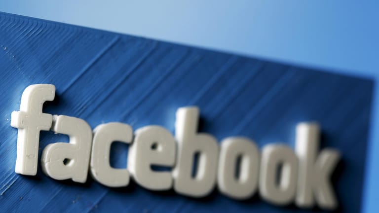 3D-Modell des Facebook-Logos.