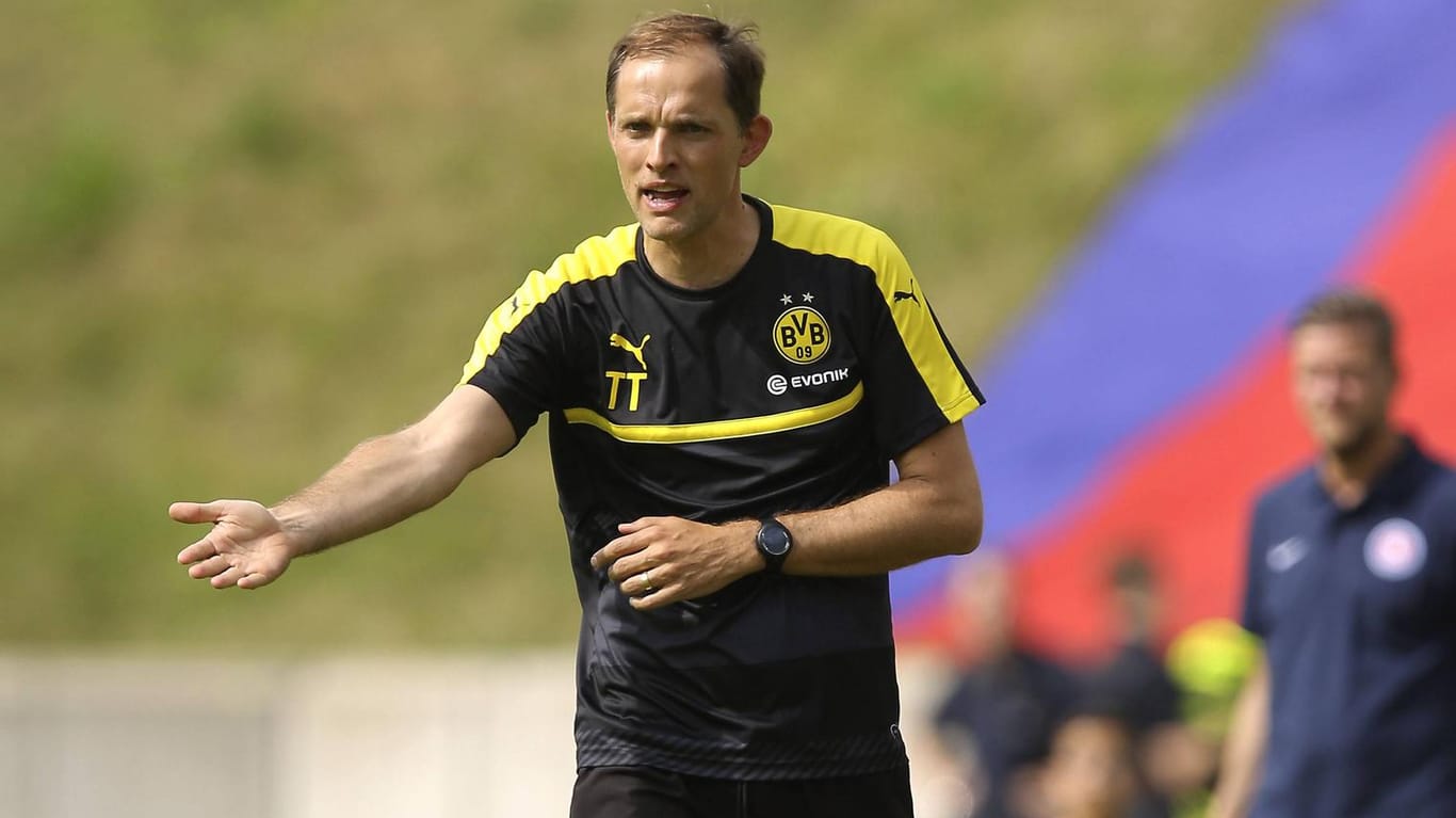Thomas Tuchel bereitet sich mit Dortmund auf eine Saison des Umbruchs vor.