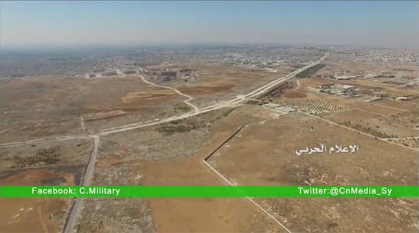 Weg in den Tod: die Castello Road von einer Stellung der Assad-Truppen aus gesehen.