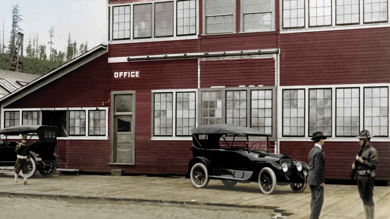 Der legendäre "Red Barn" - der erste Werksschuppen - steht als Meilenstein der Unternehmensgeschichte im Luftfahrtmuseum von Seattle.