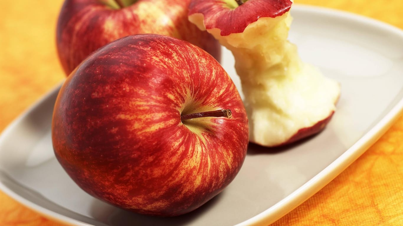 Äpfel der Sorte Gala sind beliebt und enthalten viel Vitamin C, dass das Immunsystem stärken kann.