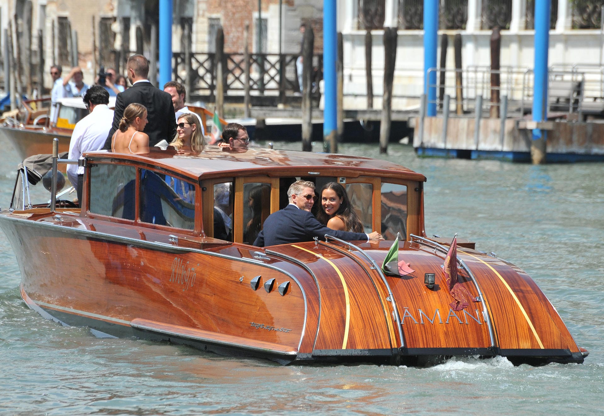 Ein bisschen erinnerte alles an George und Amal Clooneys Hochzeit - auch die beiden hatten in Venedig gefeiert.