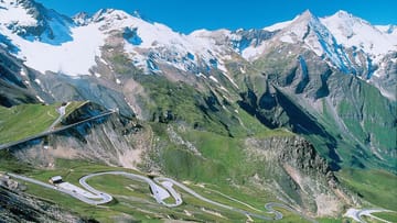 Spektakuläre Passstraßen in den Alpen