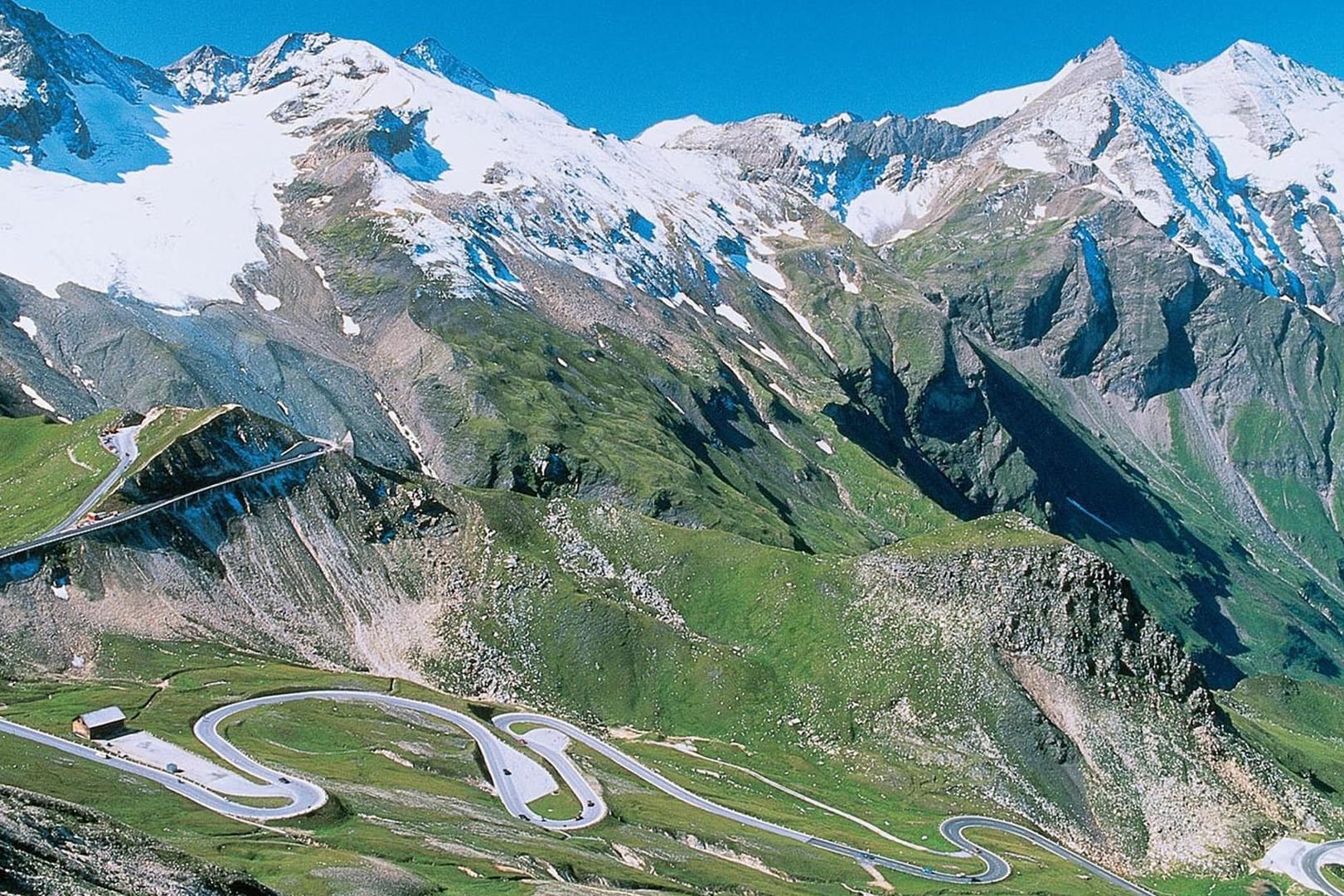 Die Großglockner Hochalpenstraße ist der Klassiker unter den Alpenpässen.