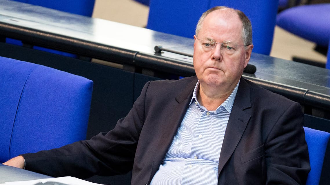 Peer Steinbrück im Bundestag: Ein Bild, das wohl schon bald der Vergangenheit angehört.