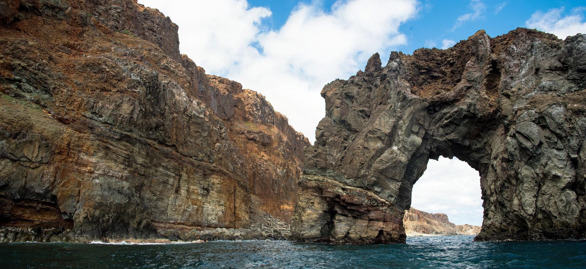 Die Insel Cabo Pearce Socorro, die ein Teil der Revillagigedo-Inselgruppe in Mexiko ist. Die Inselgruppe steht nun auf der Welterbeliste.
