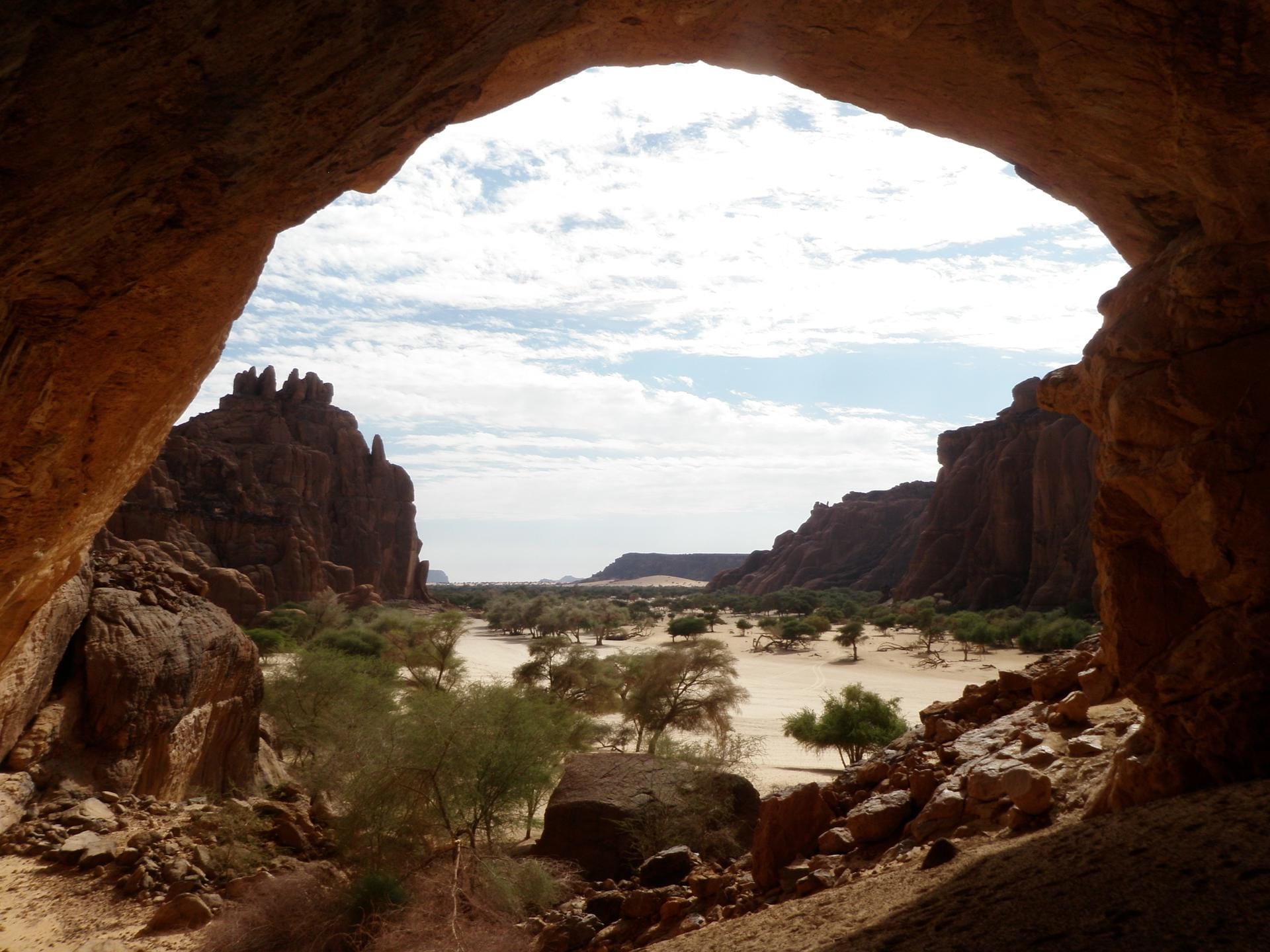 Die Landschaft des Ennedi-Massivs in Tschad gehört jetzt auch zum Welterbe.