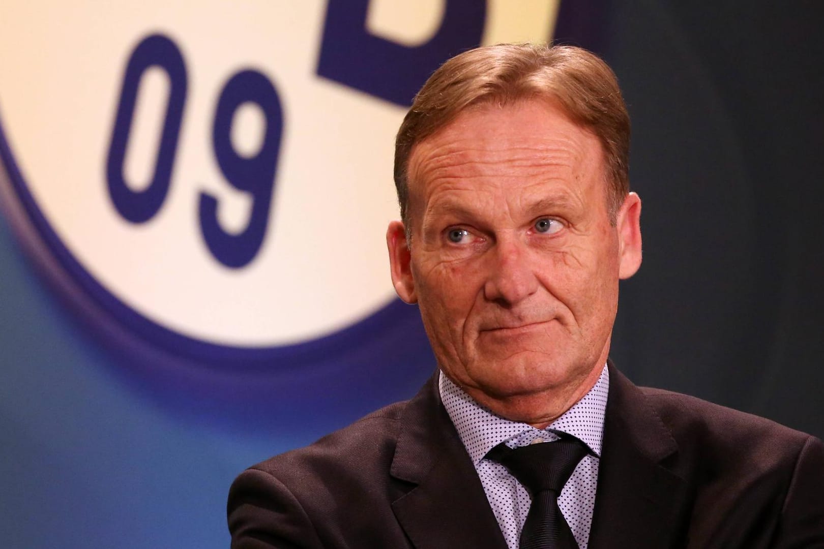 BVB-Boss Hans-Joachim Watzke sieht den FC Bayern enteilt.