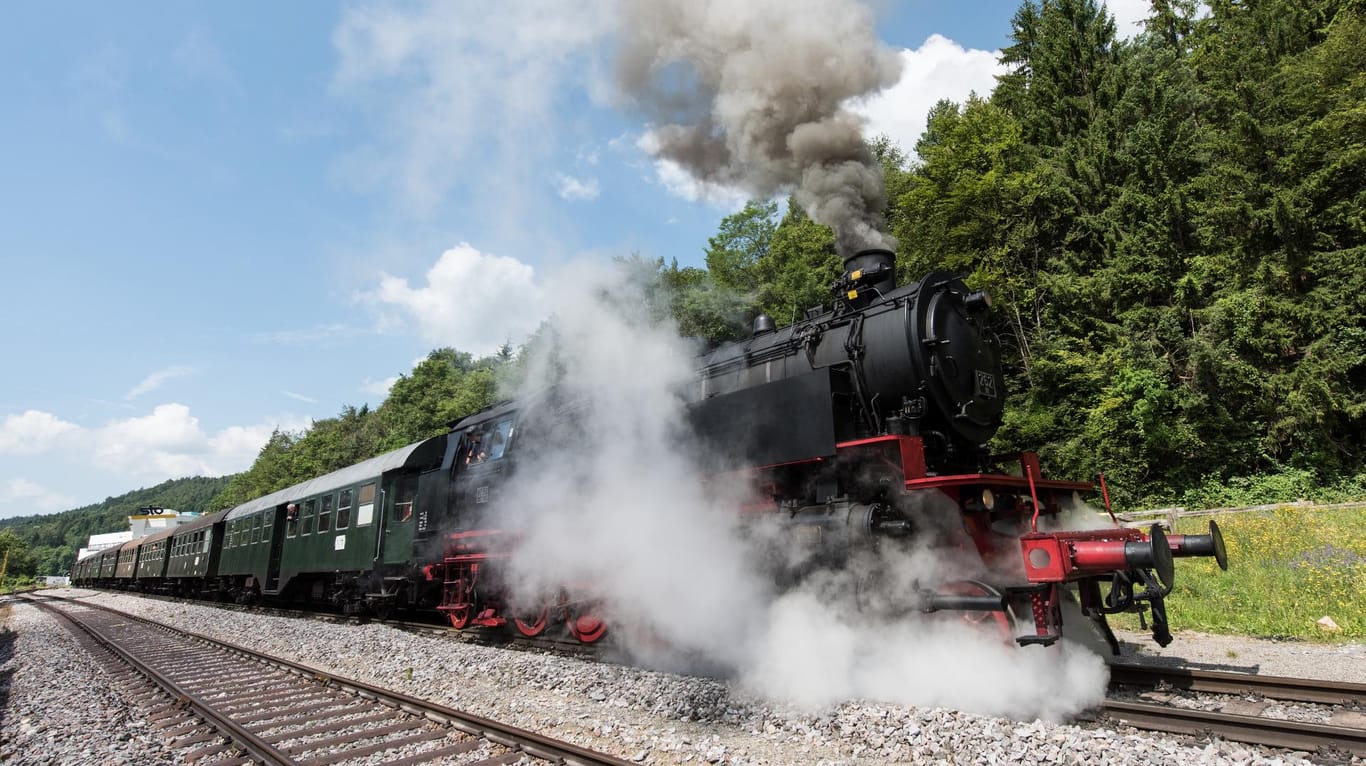 Die Dampflokomotive BB 262 der Sauschwänzlebahn.