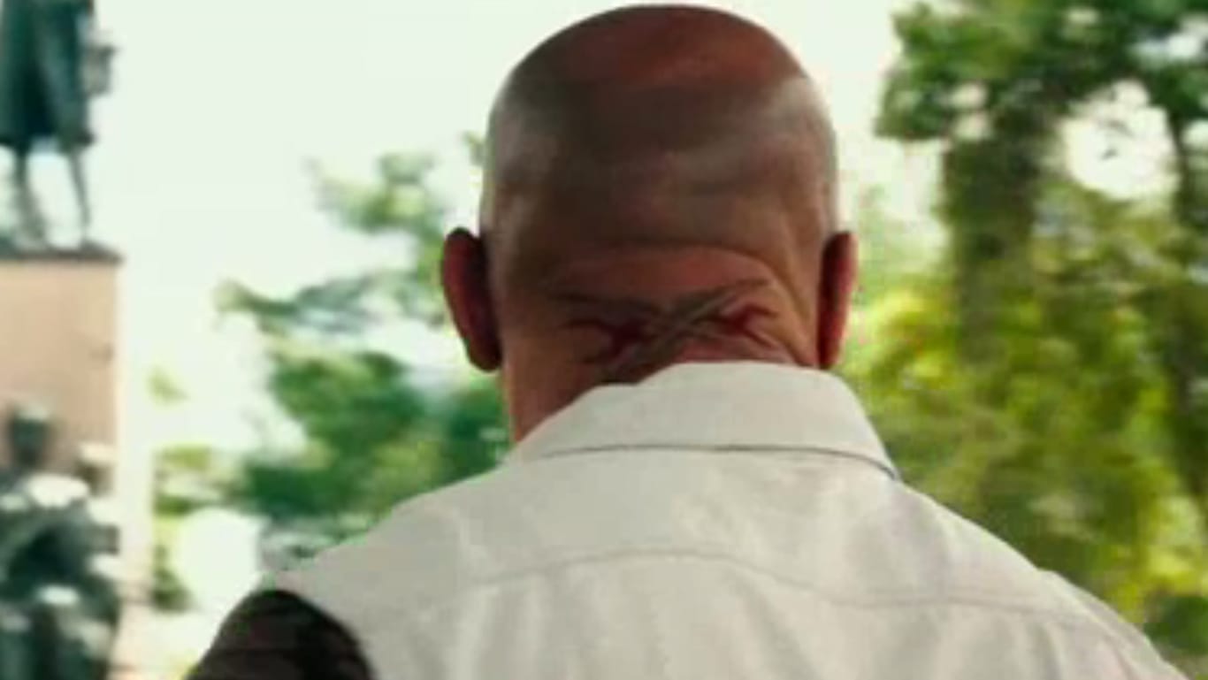 Vin Diesel mit Xander Cages typischem "xXx"-Tattoo.
