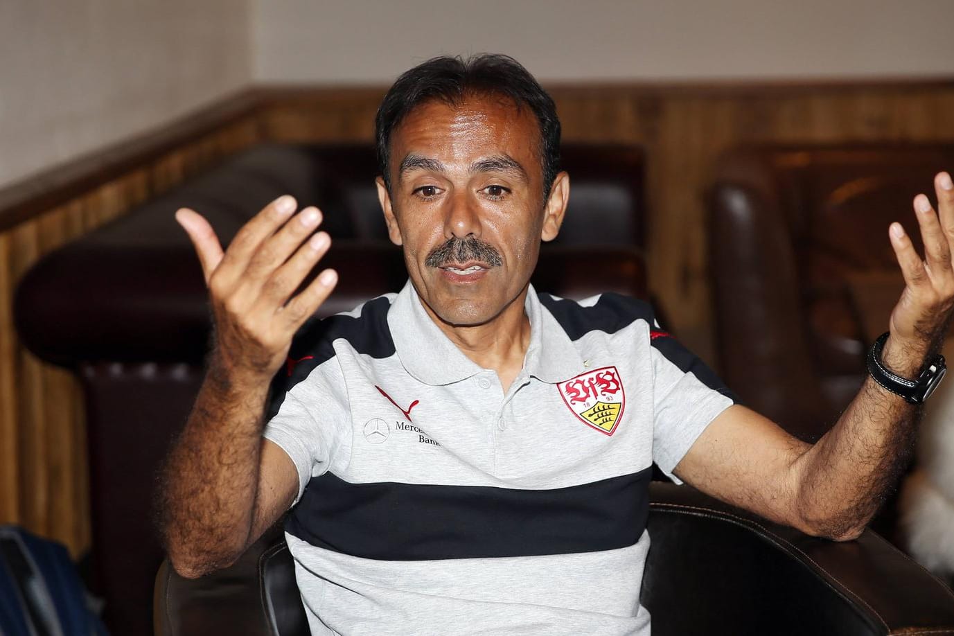 Trainer Jos Luhukay ist beim VfB Stuttgart der Nachfolger von Jürgen Kramny.