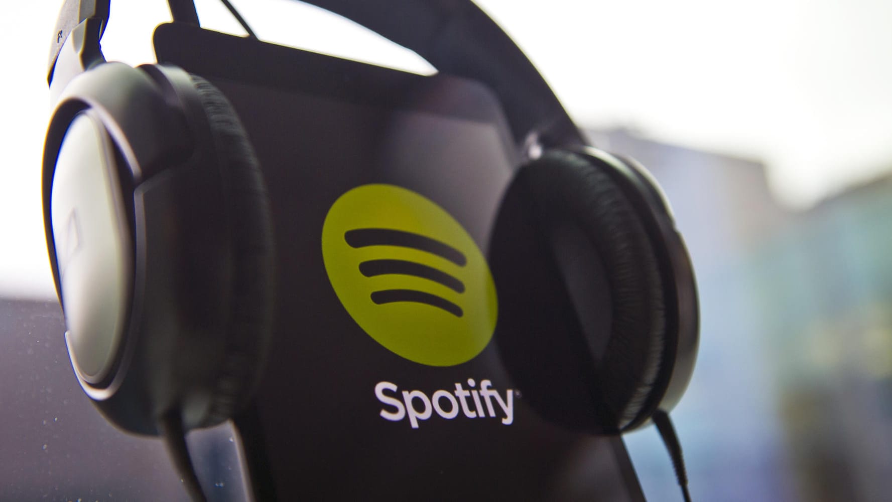 Spotify gibt Nutzerdaten an Werbekunden weiter.