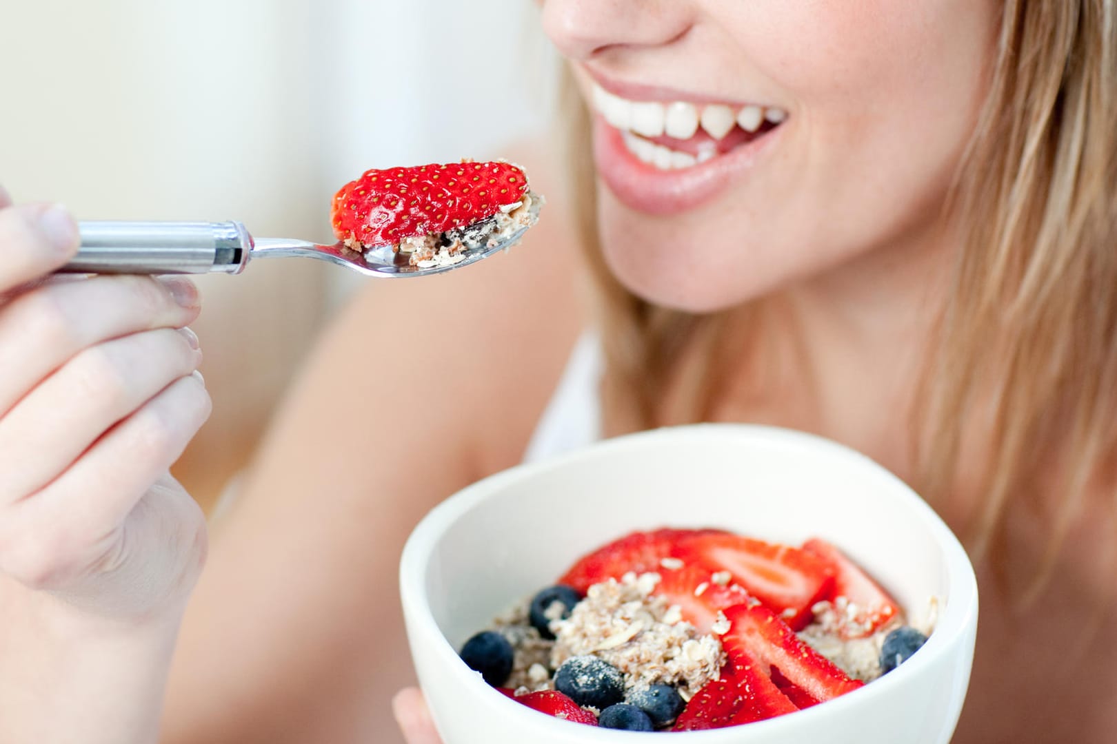 Ein Müsli eignet sich perfekt um verschiedenste magnesiumhaltige Lebensmittel zu kombinieren.