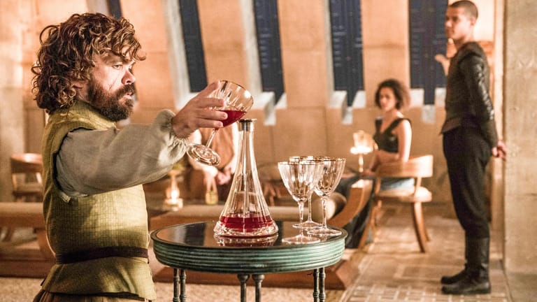 Aus "Game of Thrones" ist Peter Dinklage nicht wegzudenken. Er verkörpert den Zwerg Tyrion Lannister und beweist dabei: Auf die Größe kommt es doch nicht immer an.