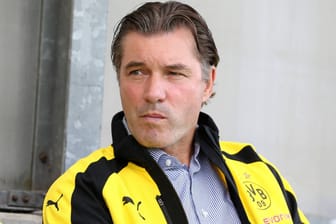 Hat mit dem BVB eine interessante Spielzeit vor sich: Sportdirektor Michael Zorc.