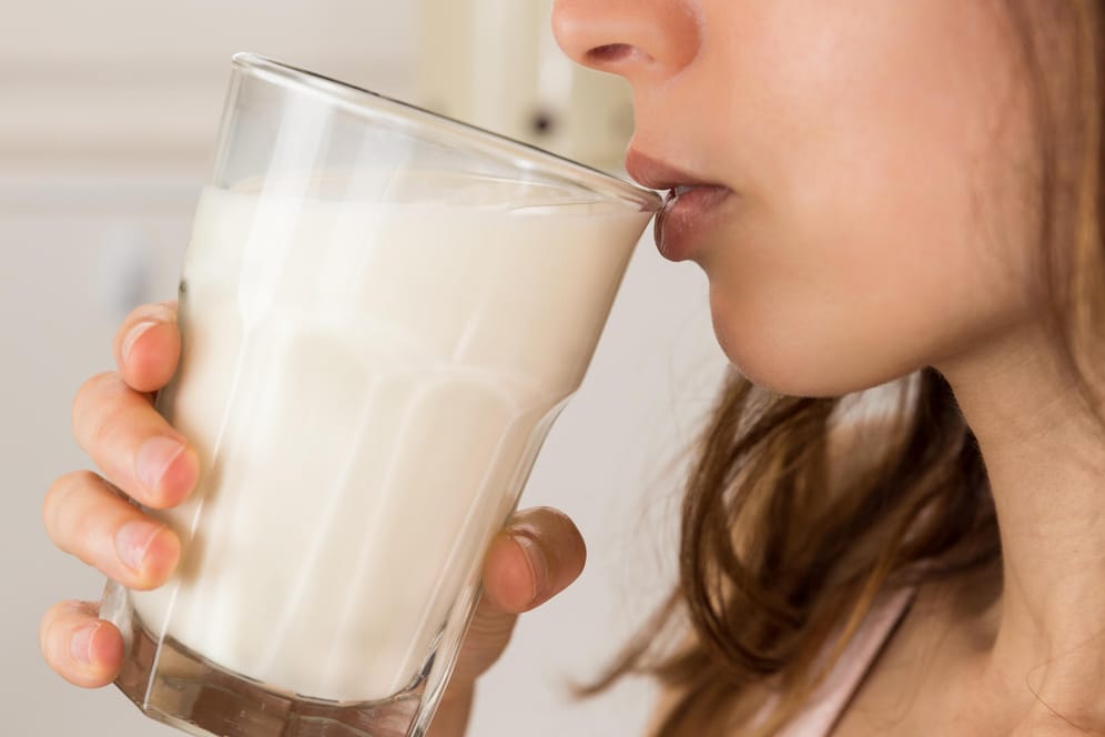 Bei jedem Siebten lösen Milchprodukte Durchfall, Magenschmerzen und Blähungen aus.