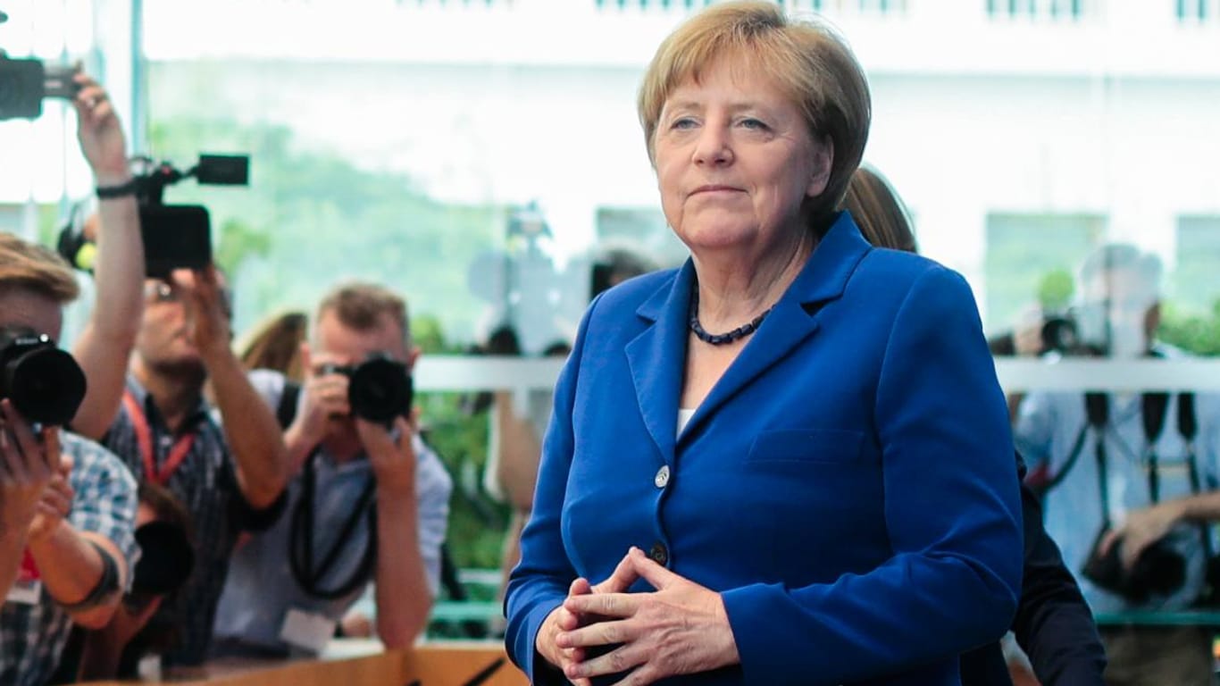 Bundeskanzlerin Merkel will der Welle der Gewalt in Deutschland entschlossen entgegen treten.