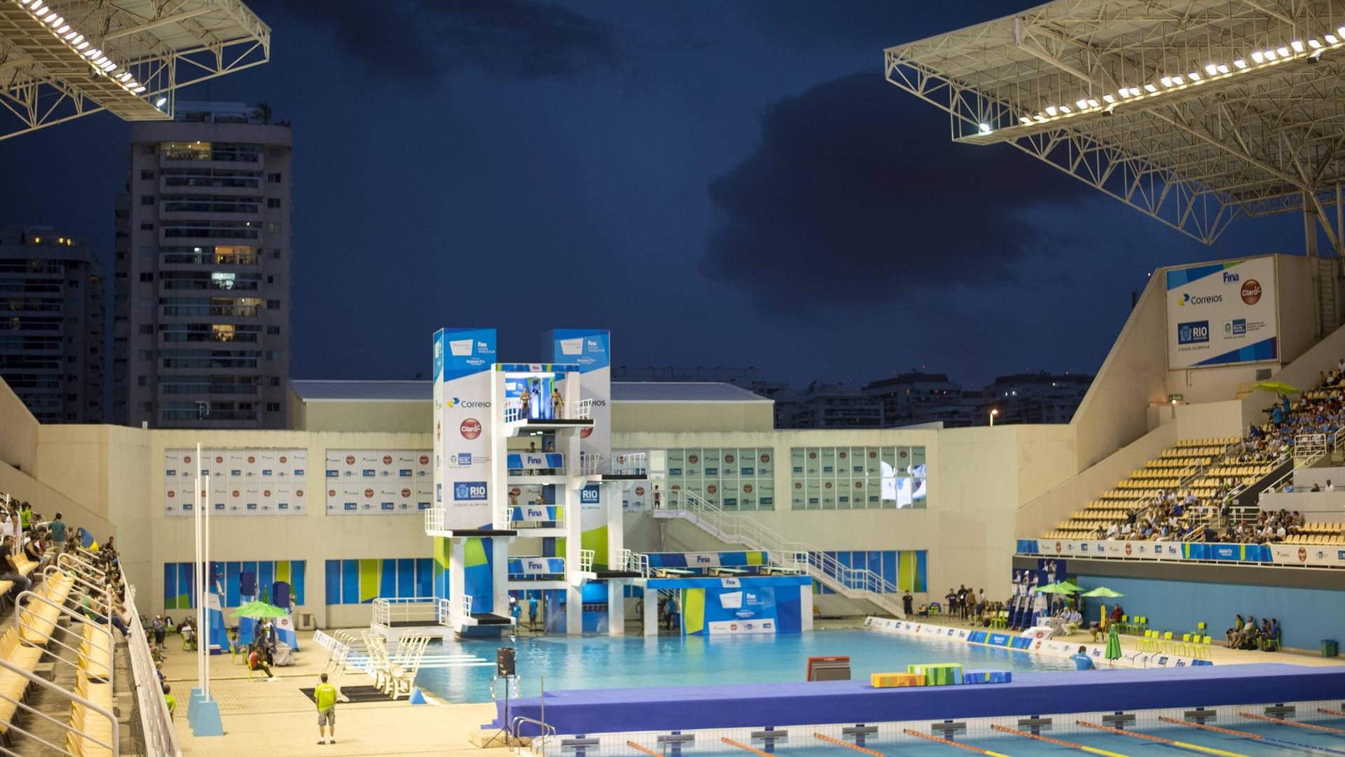 Wasserspringen, Synchronschwimmen und Wasserball: Im Maria Lenk Aquatic Park wird es weitestgehend feucht.