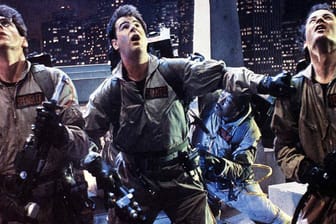 Spengler, Stantz, Zeddemore und Venkman (l-r) haben ganz schön Angst vor unserem "Ghostbusters"-Quiz".