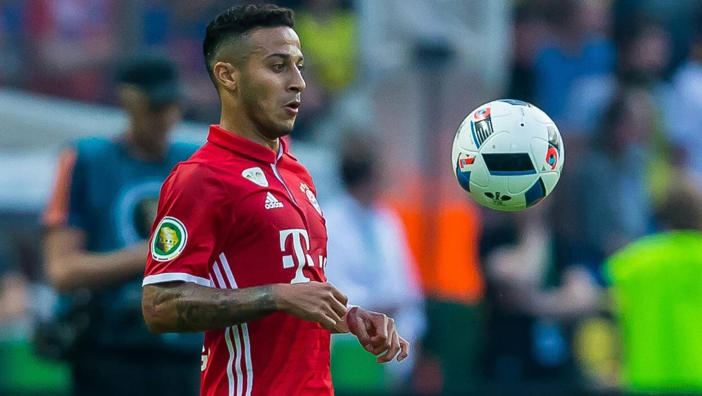 Thiago ist beim FC Bayern in seiner vierten Saison am Ball.