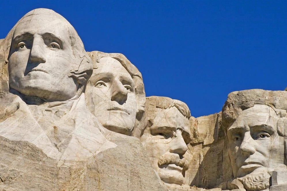 Mount Rushmore ist eine beliebte Touristenattraktion in den USA.