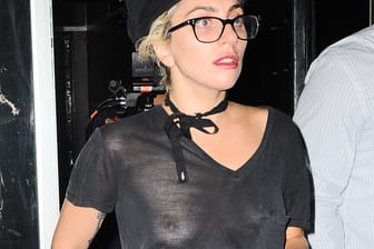 Studioaufnahmen in New York: Bei der Arbeit bevorzugt Lady Gaga eher luftige Kleidung.