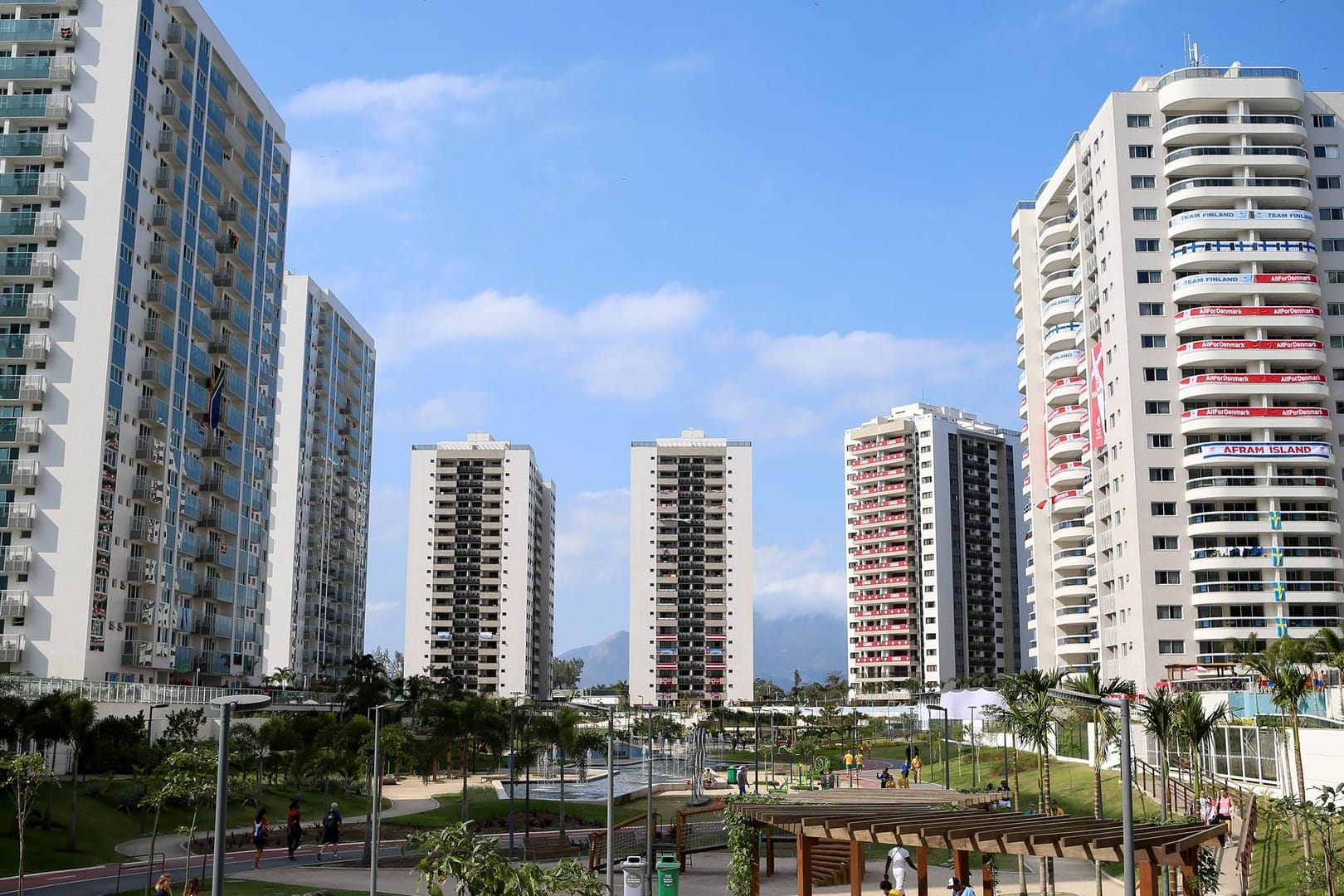Hier beziehen die Athleten Quartier: Das Olympische Dorf in Rio.