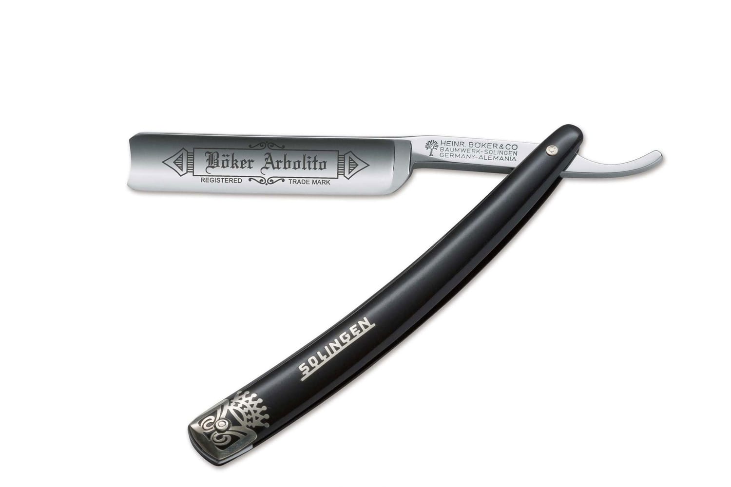 Das Böker Arbolito Messer mit 5/8"-Klinge trägt den traditionellen spanischen Kopf und wird in über 120 Arbeitsschritten von Hand in der Böker Messer-Manufaktur in Solingen gefertigt (um 215 Euro).