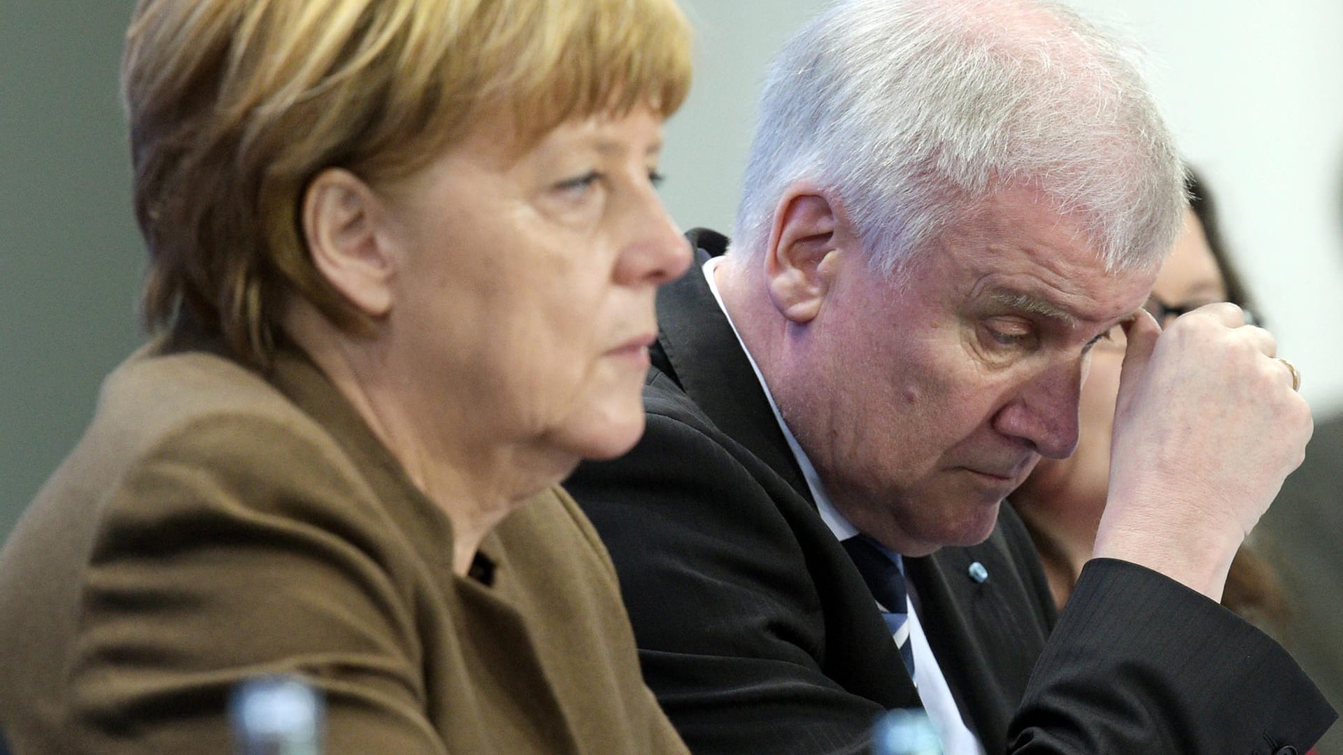 Streit um "Wir schaffen das": Kanzlerin Merkel und CSU-Chef Seehofer.